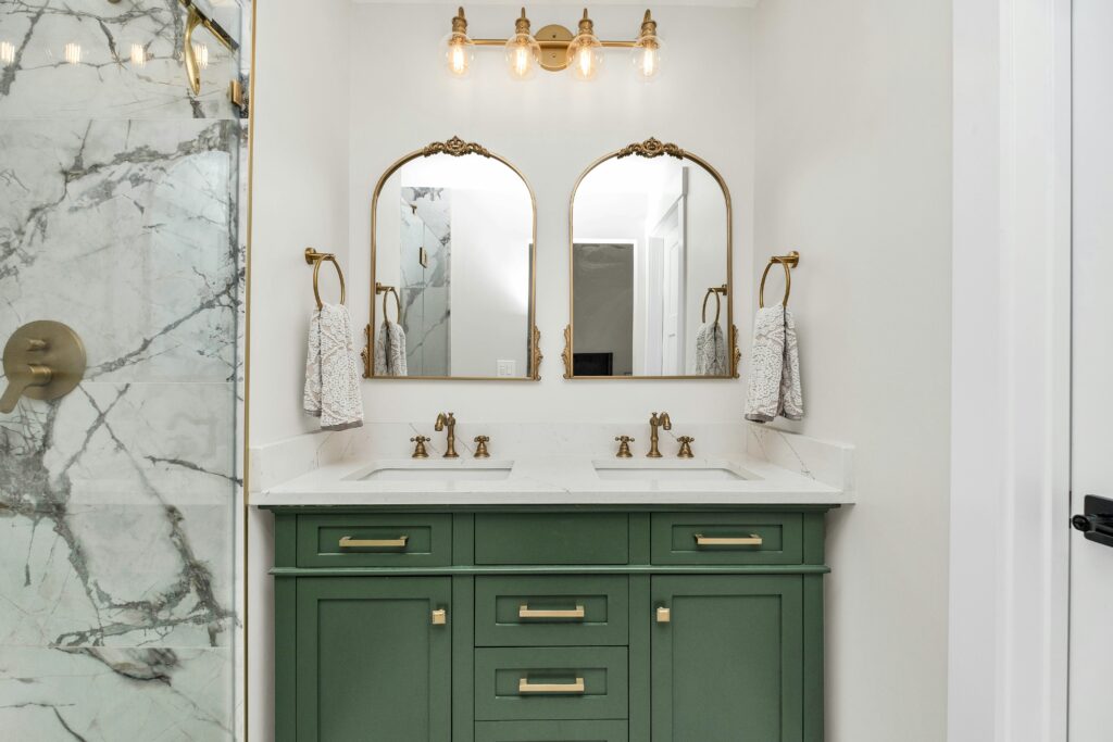 Tradional Bathrooms London
